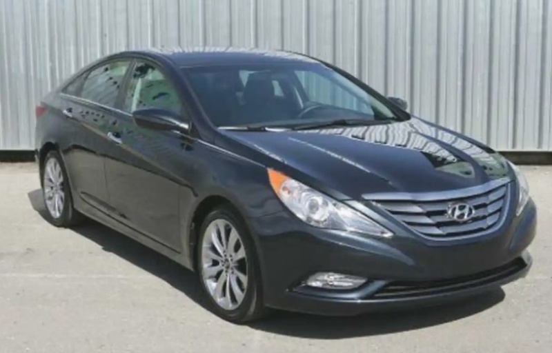 Лобовое стекло от Hyundai sonata